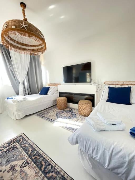Beach Front Apartment Gibraltar Eksteriør bilde
